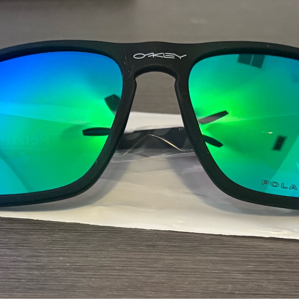 Oakley 69097  C6 65-16-140 Black with green combine with Blue Polarized Sunglas